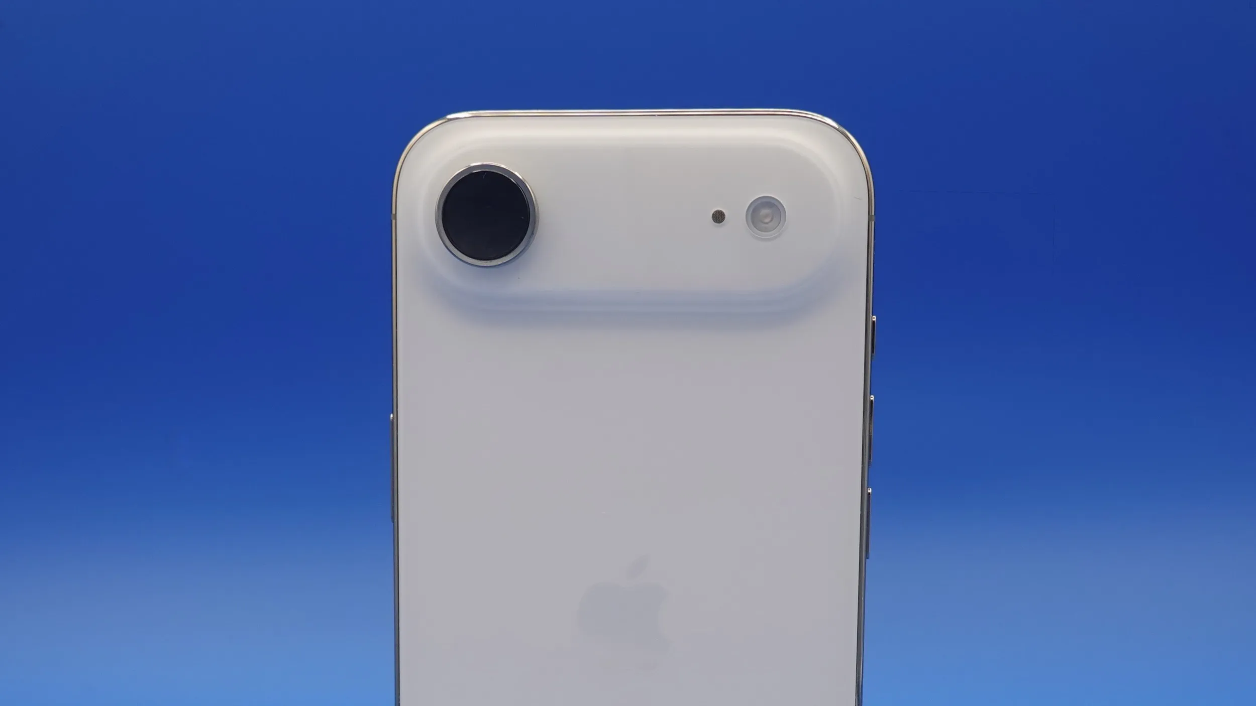 iPhone Air با فریم تیتانیومی درجه 5