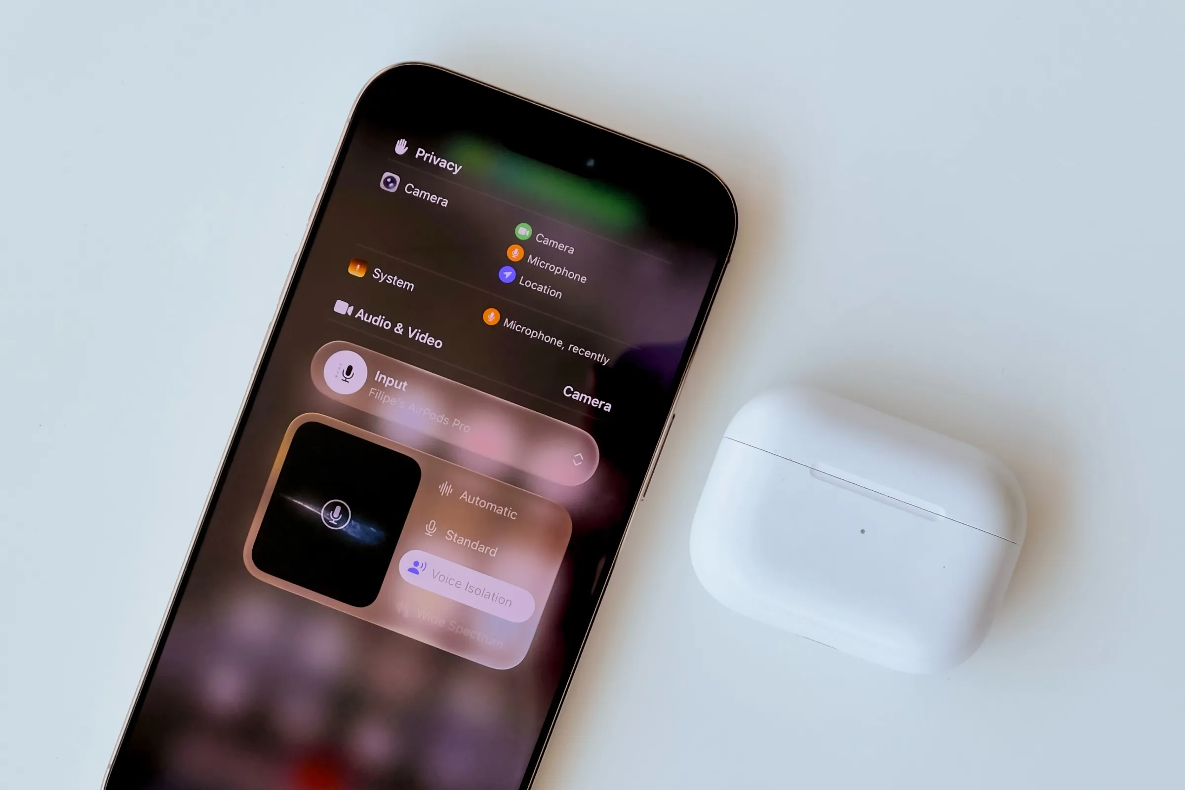 تنظیمات میکروفون AirPods
