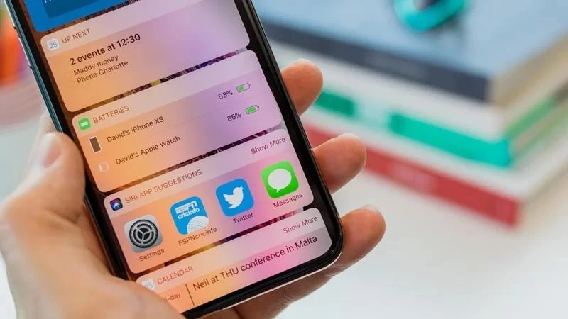 روش مشاهده‌ی اعلان‌ها در یک آیفون قفل شده